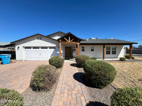 1802 W INDIANOLA Avenue Phoenix AZ 85015