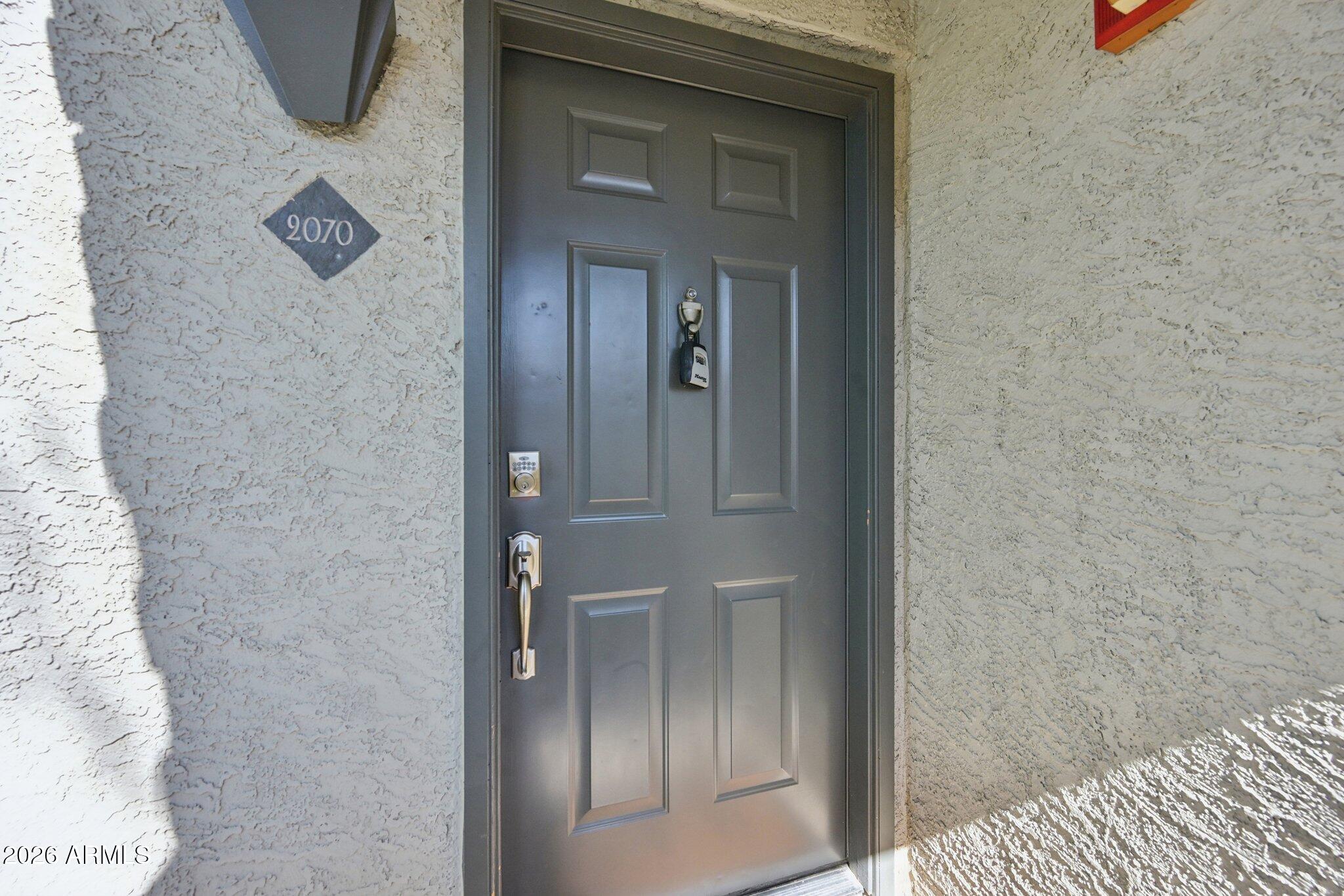 15095 N THOMPSON PEAK Parkway 2070