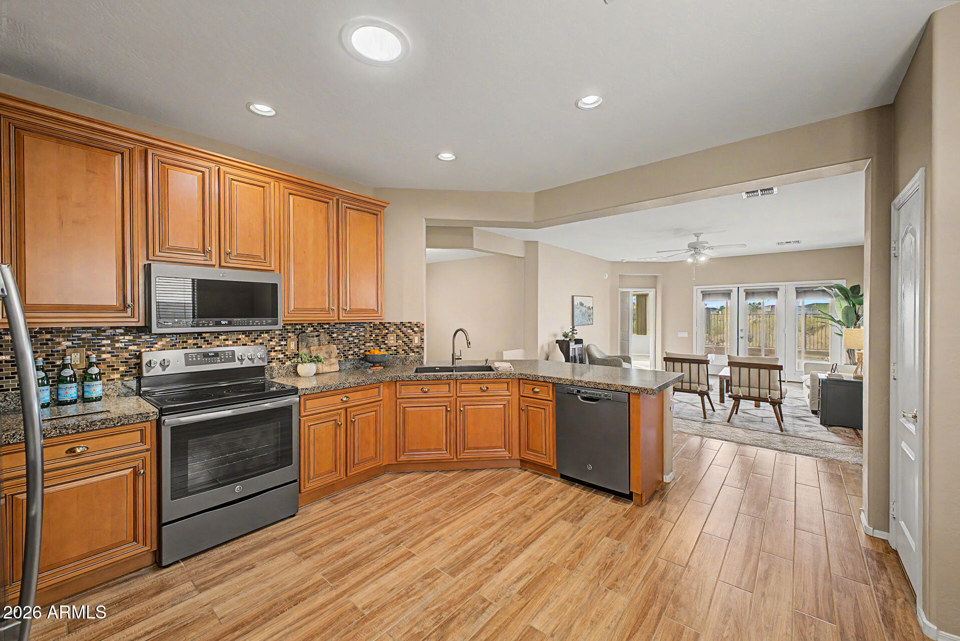 PERALTA TRAILS - Residential