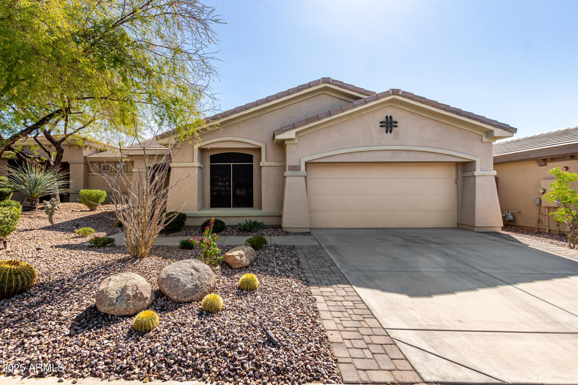 2951 W PLUM HOLLOW Drive