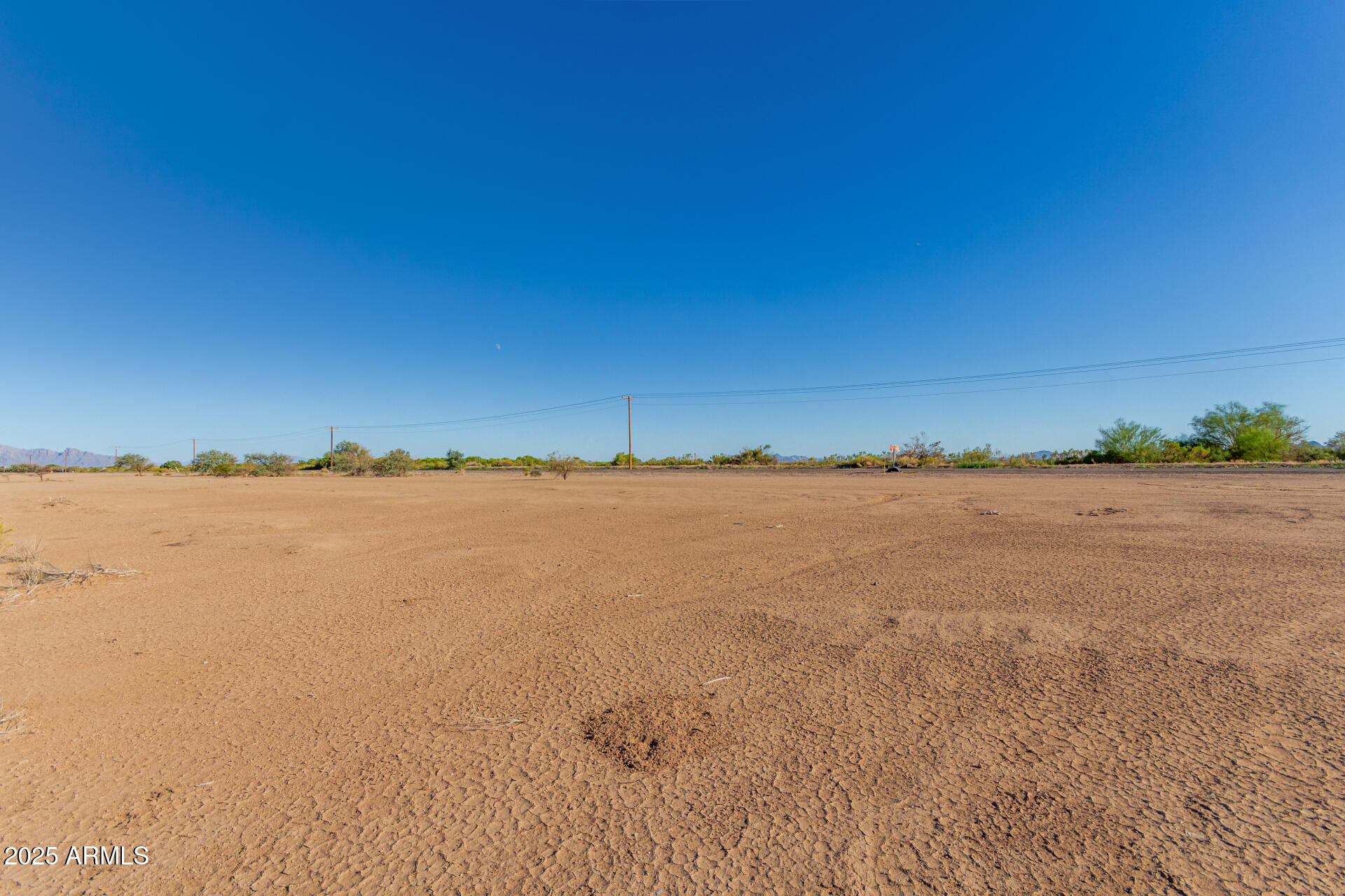 ARIZONA CITY UNIT FOURTEEN - Land