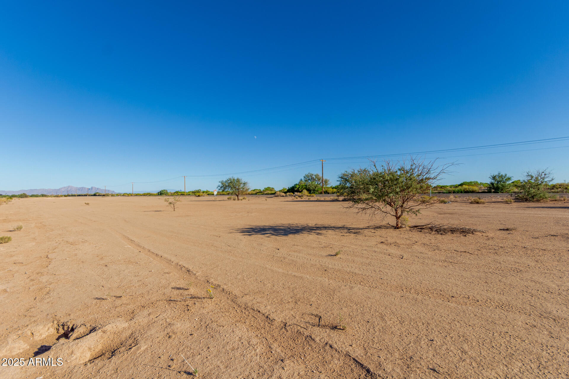 ARIZONA CITY UNIT FOURTEEN - Land