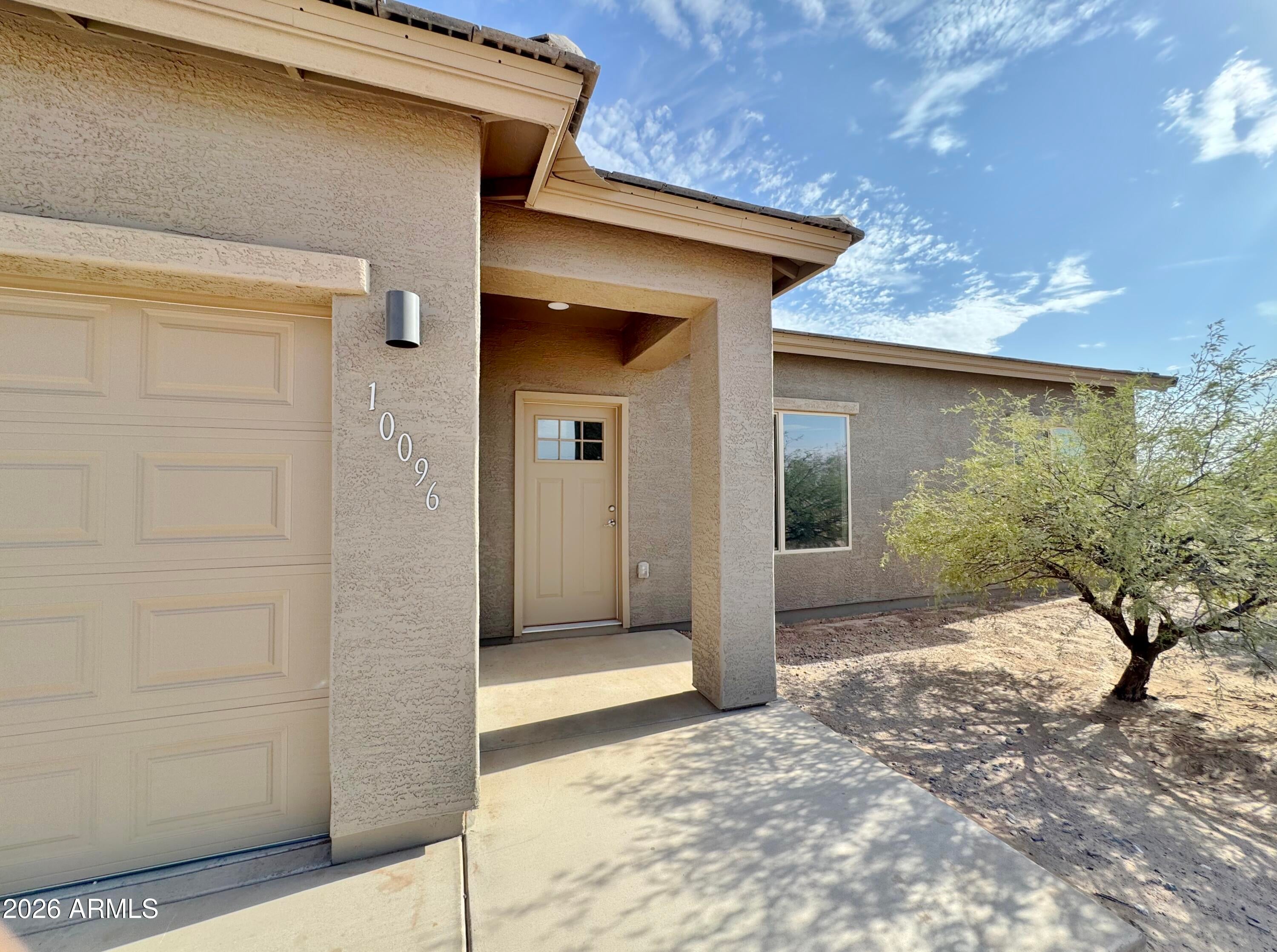 10096 W LAZY ACRES Drive