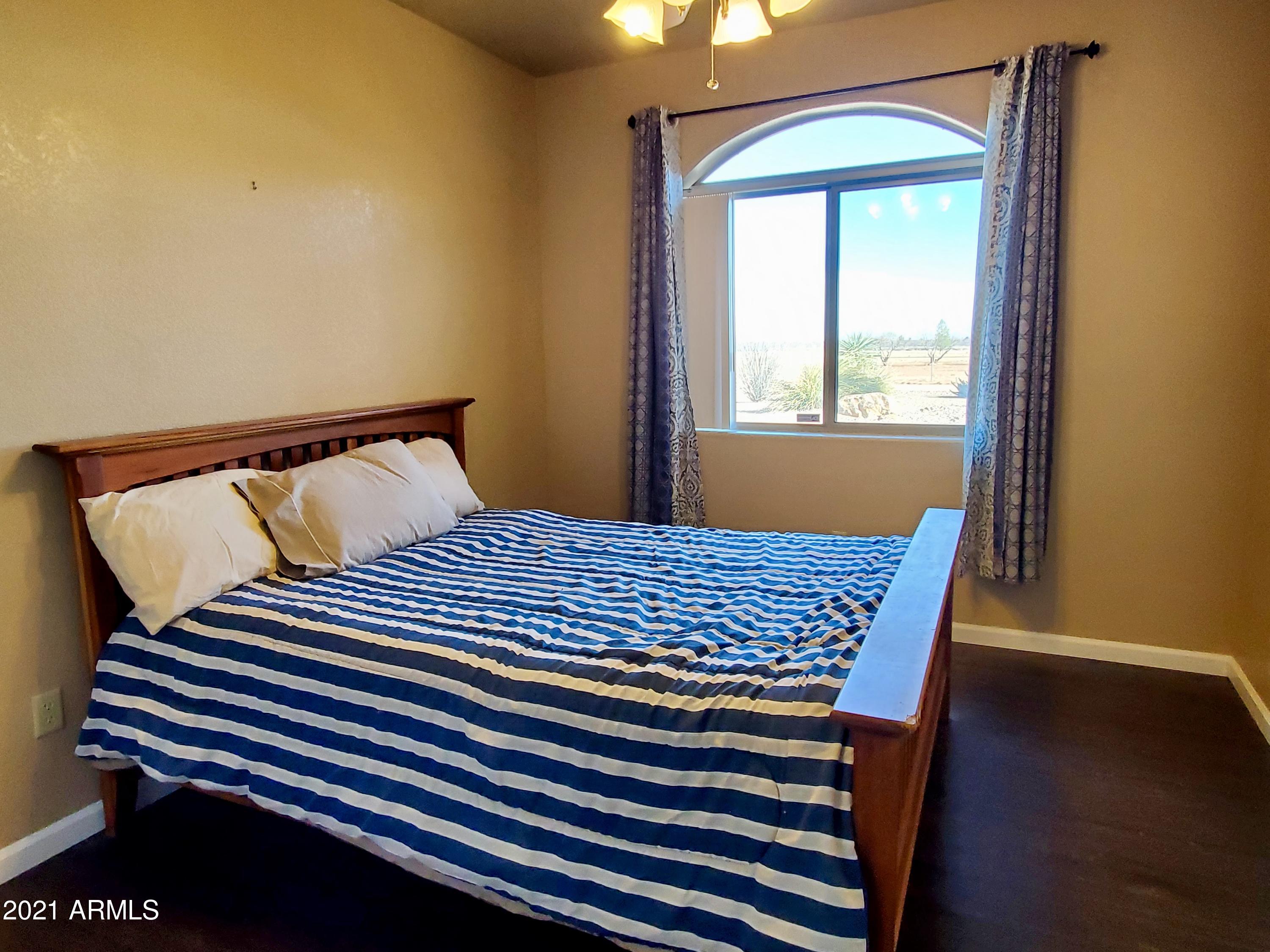 SIERRA BONITA RANCHES - Residential