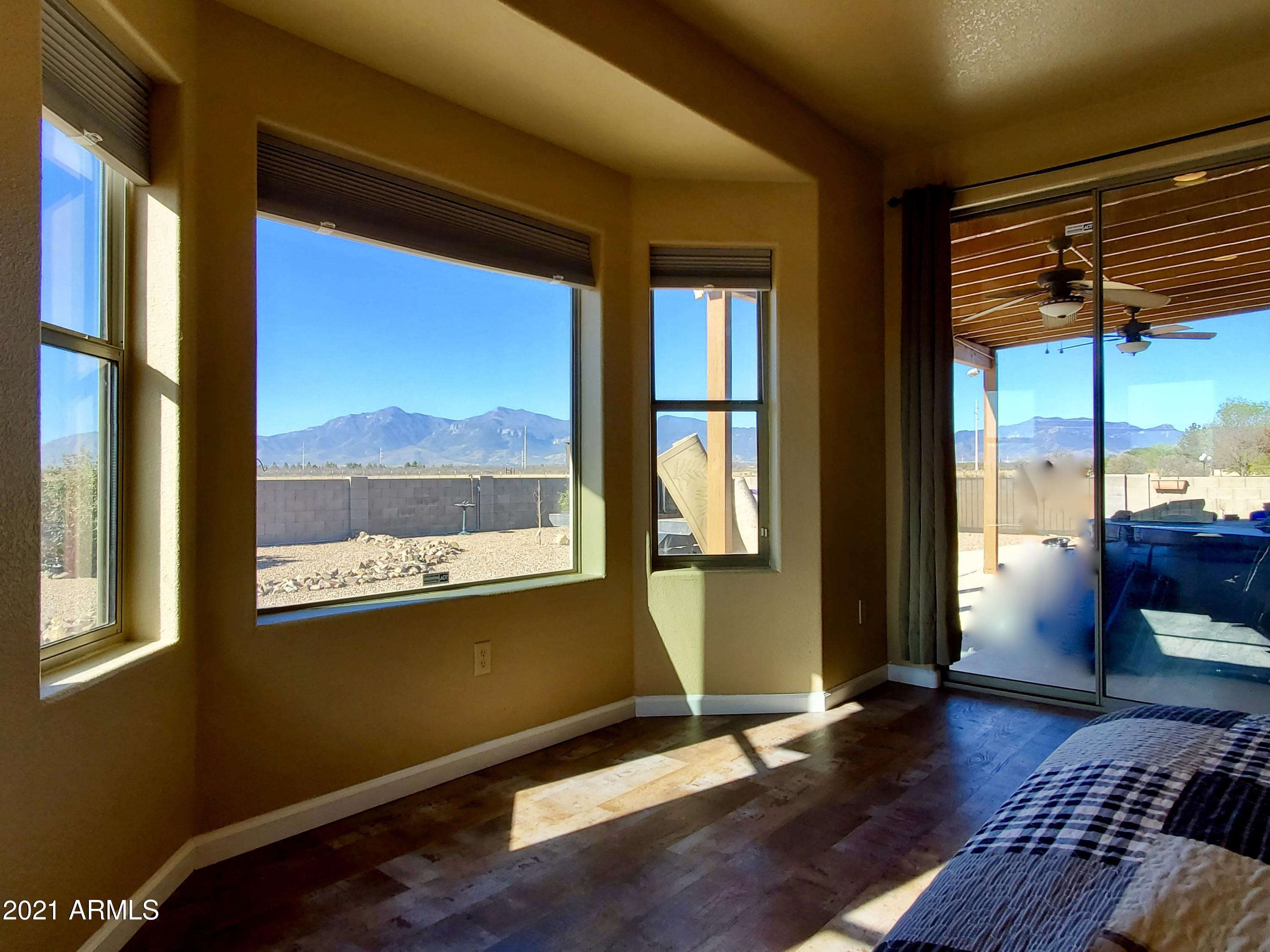 SIERRA BONITA RANCHES - Residential