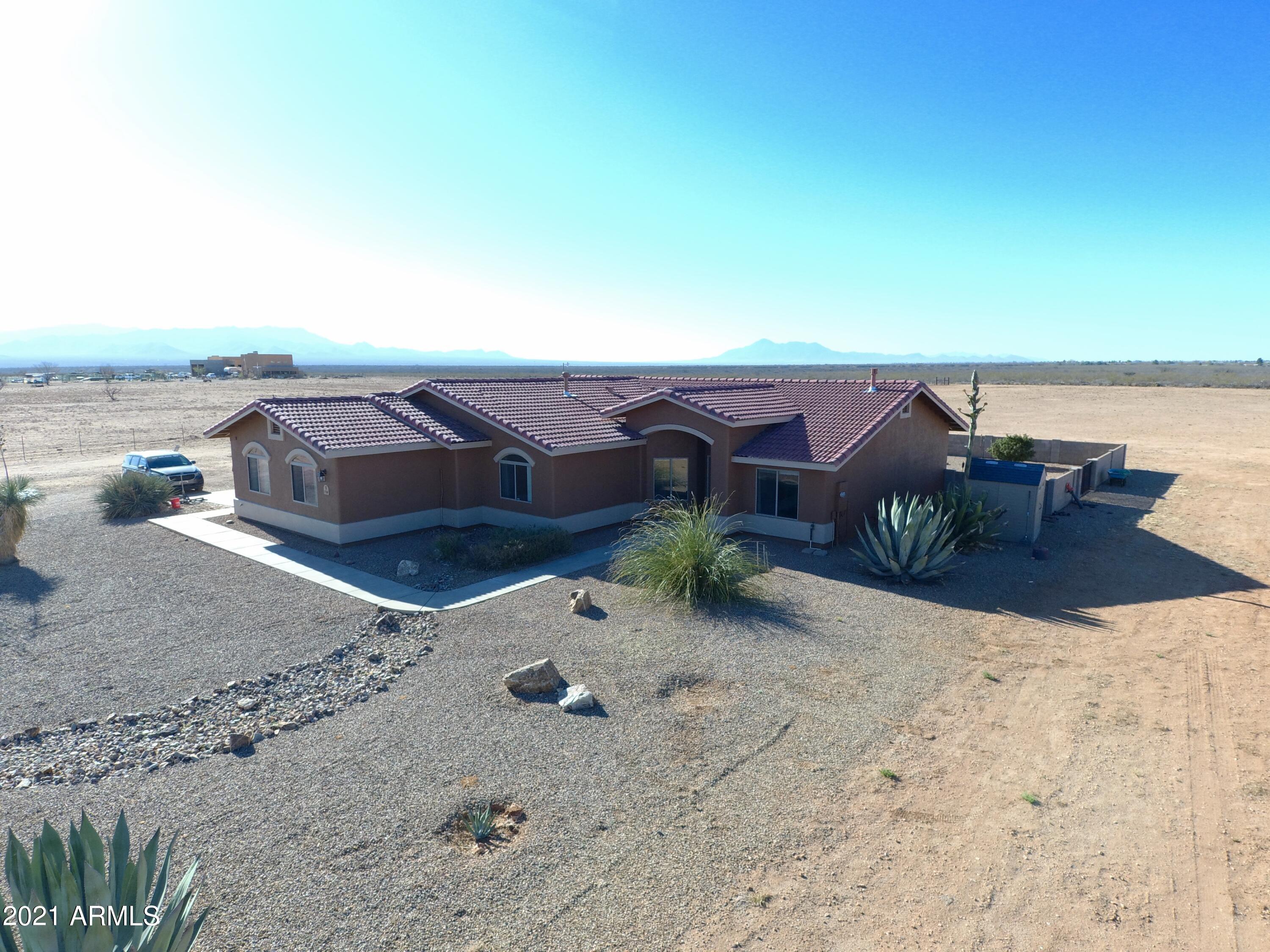 SIERRA BONITA RANCHES - Residential