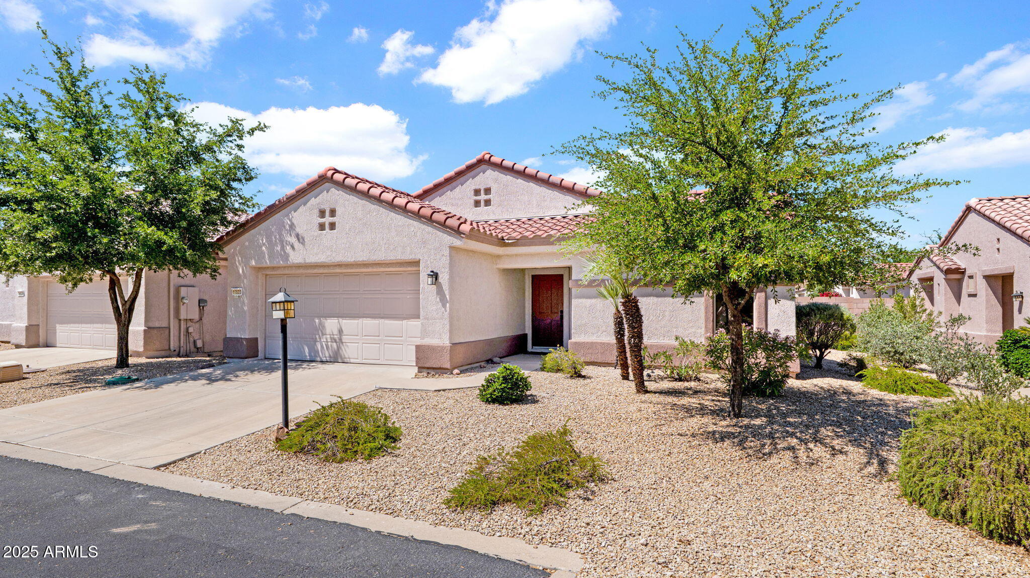 19523 N CARRIAGE Lane