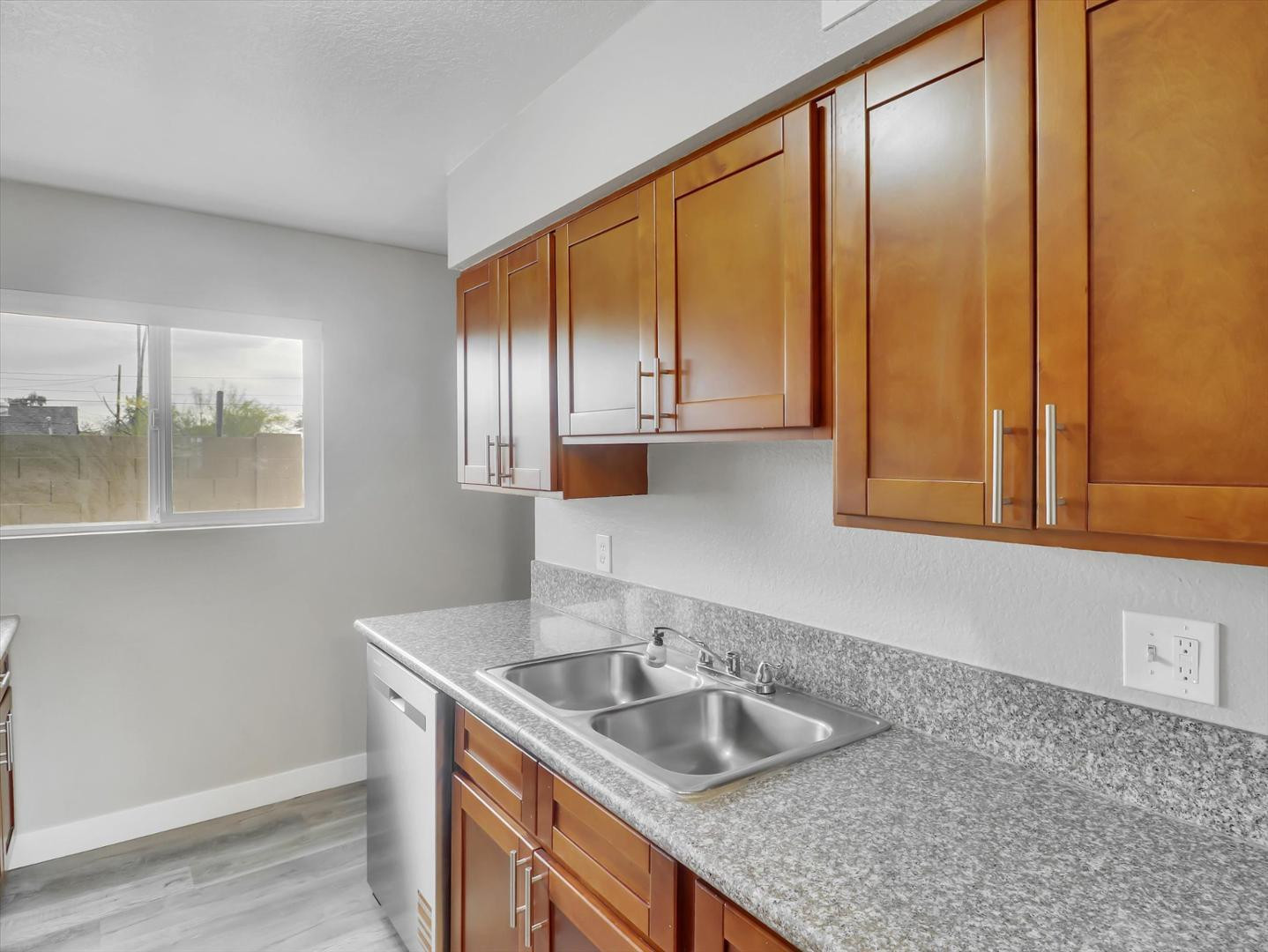 260 W 8th Avenue Apt 123