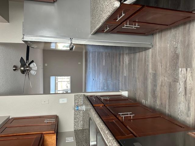 260 W 8th Avenue Apt 123