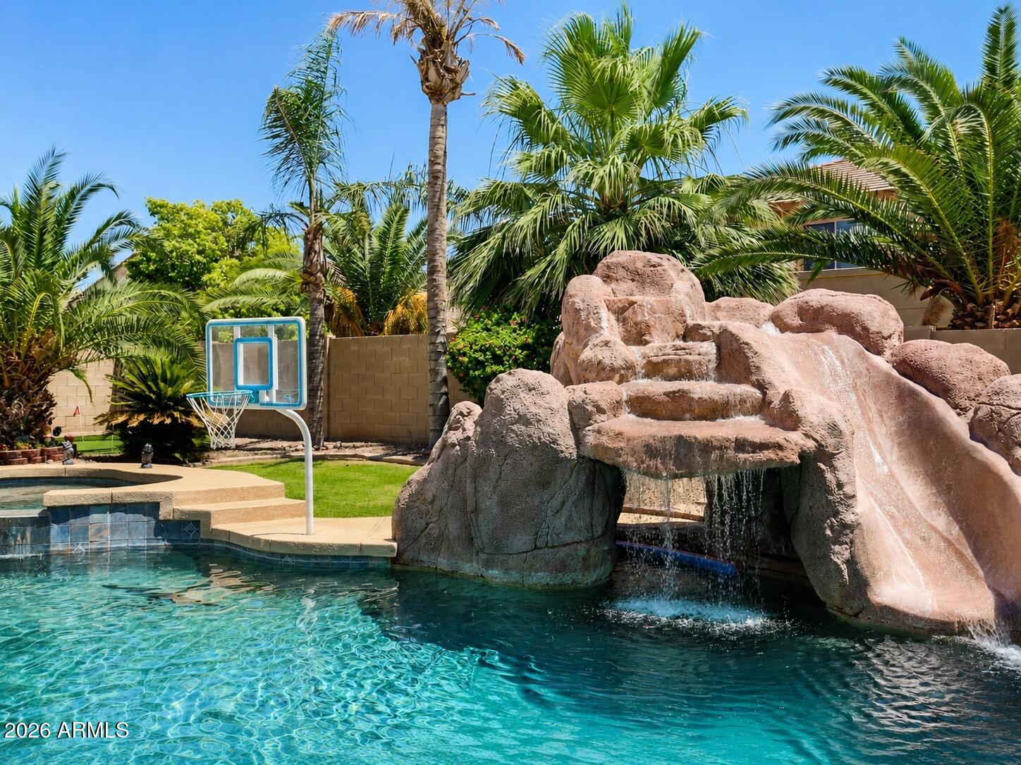 11401 E Sheridan Circle