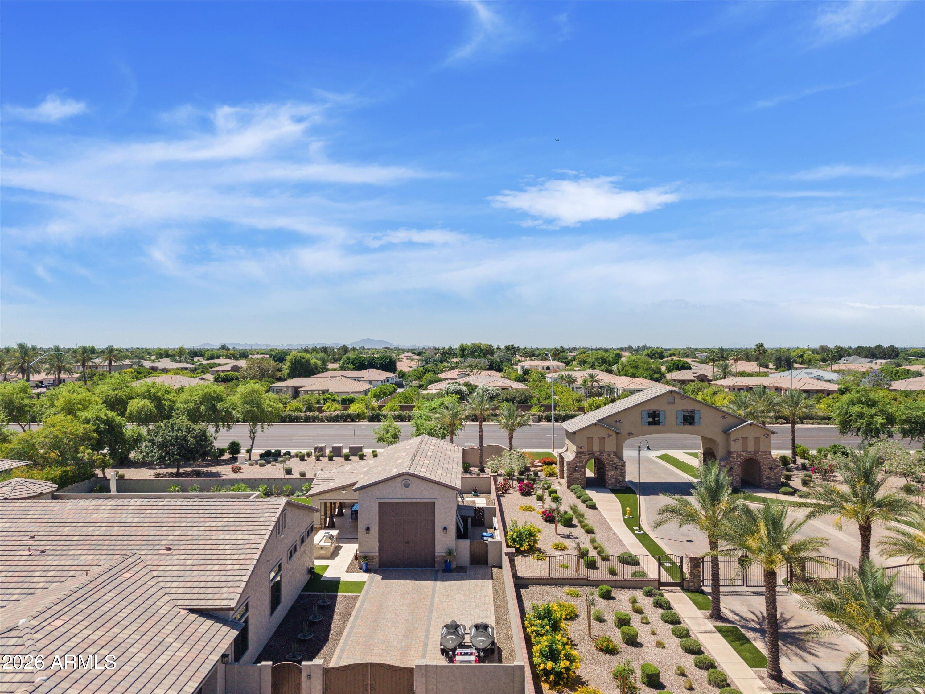 ESTATES AT 32ND STREET - Residential