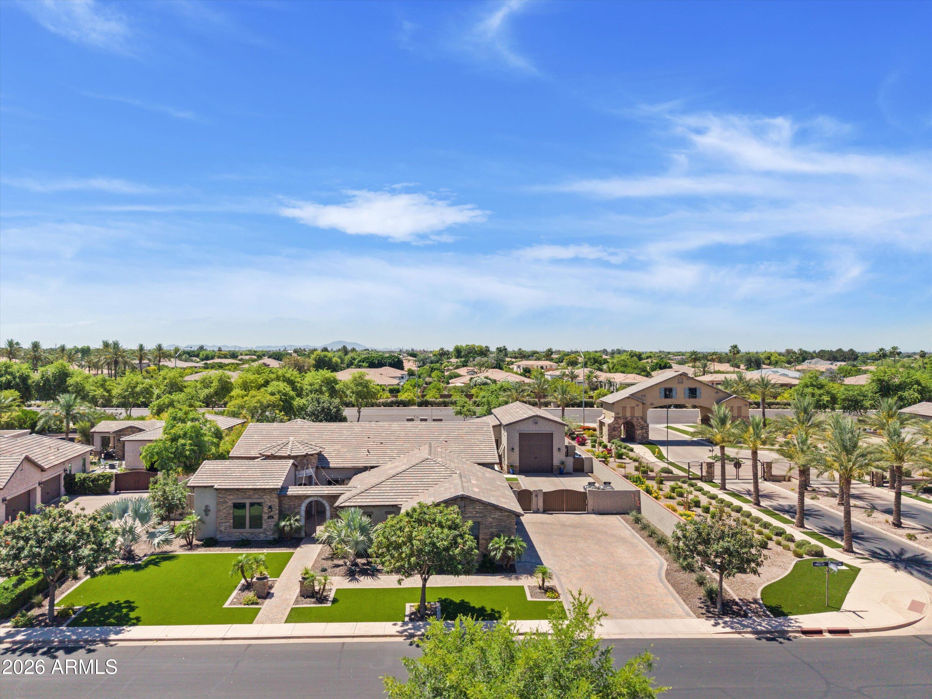 ESTATES AT 32ND STREET - Residential