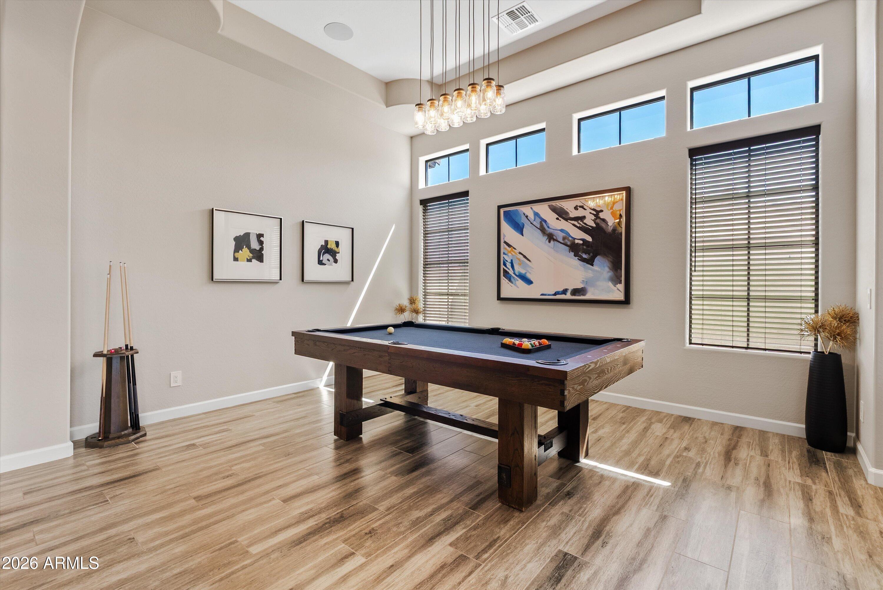 ESTATES AT 32ND STREET - Residential