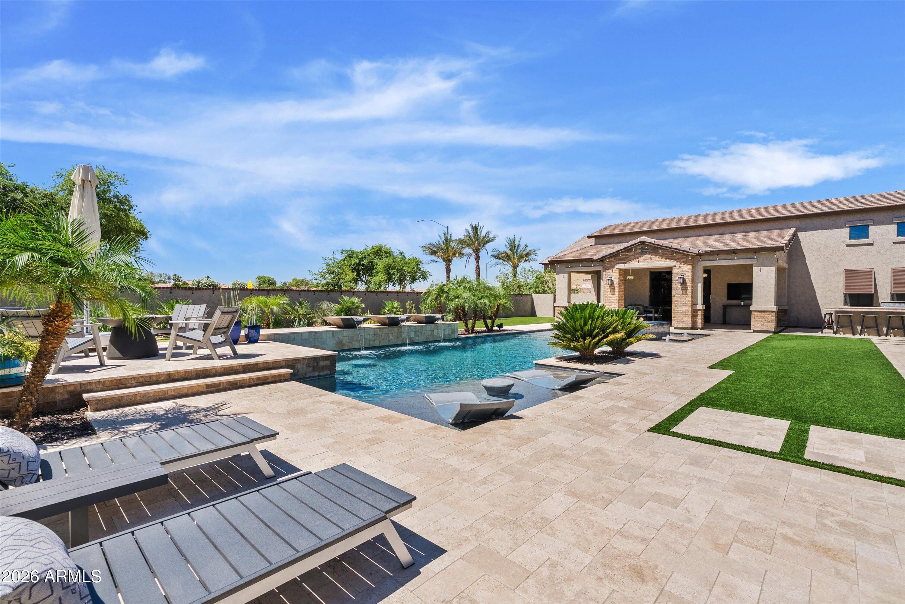 ESTATES AT 32ND STREET - Residential