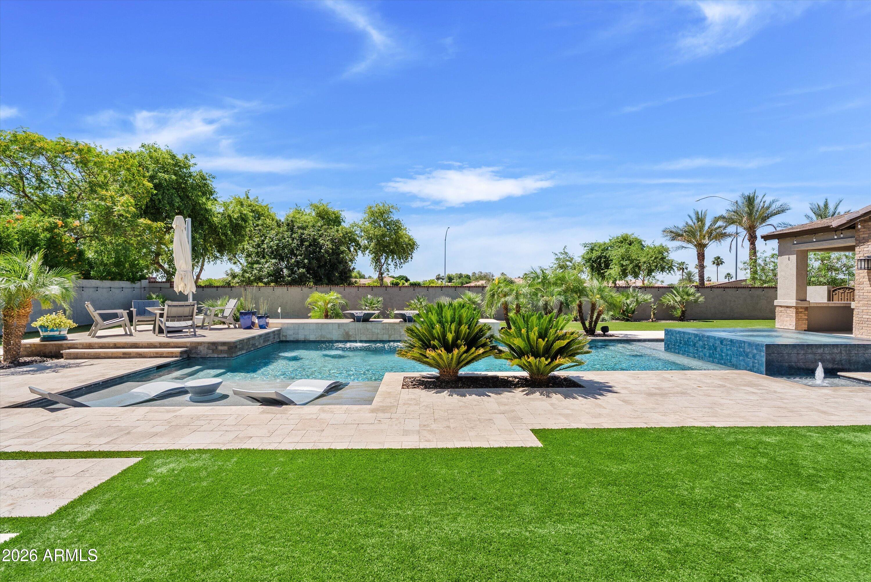 ESTATES AT 32ND STREET - Residential