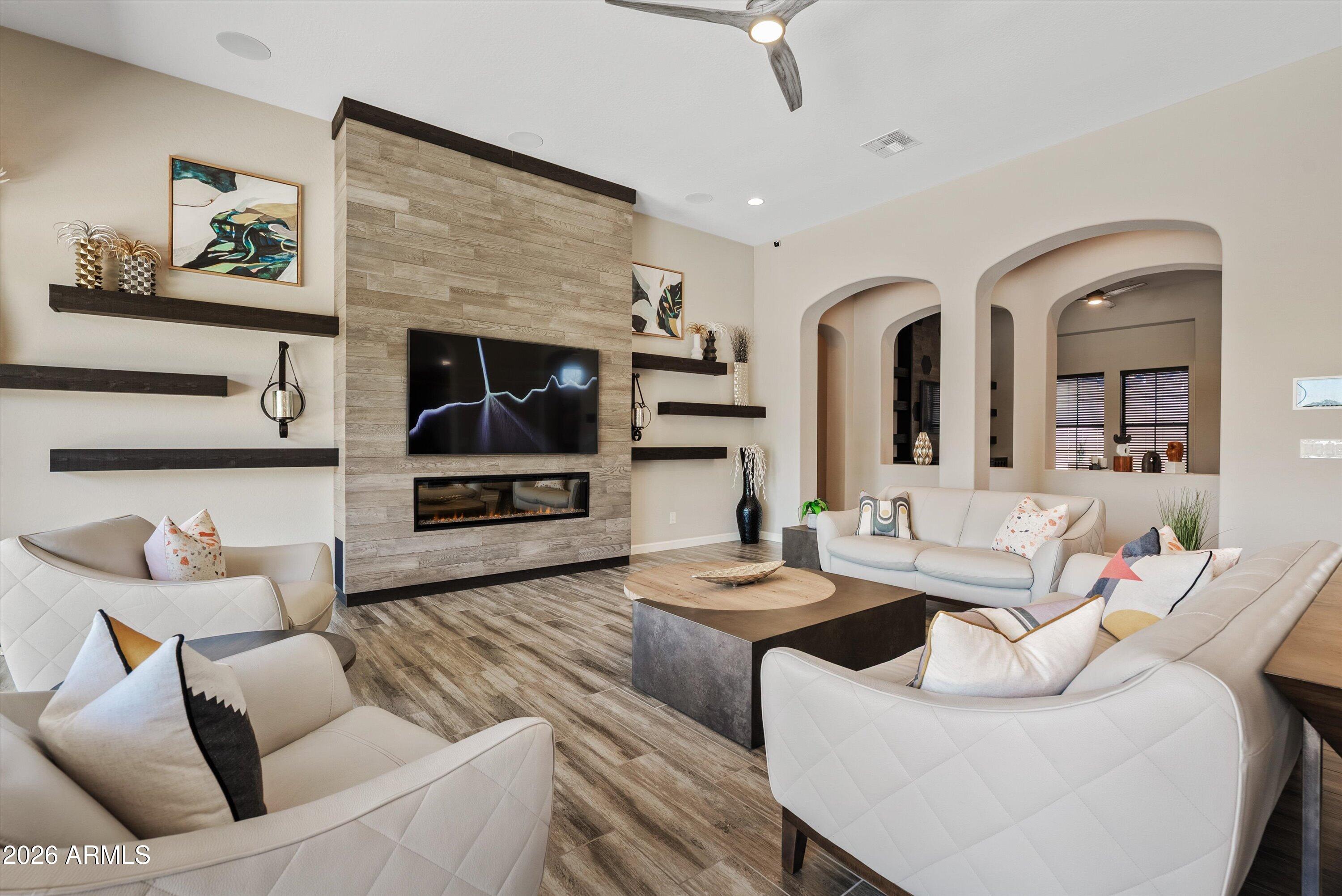 ESTATES AT 32ND STREET - Residential