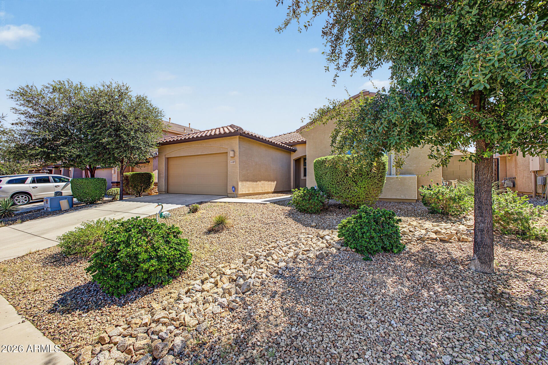 4489 W MAGGIE Drive
