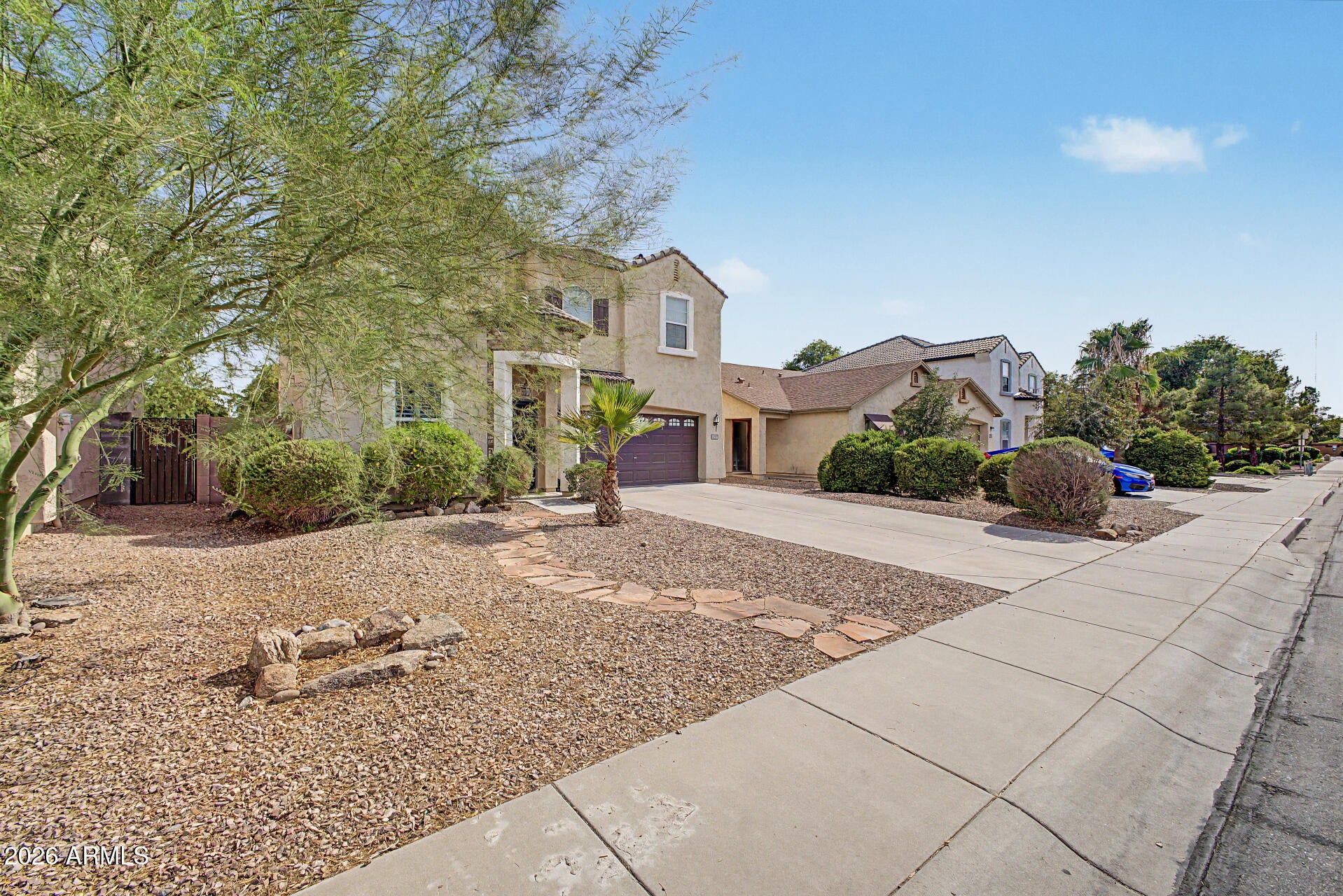 4729 E MEADOW LAND Drive