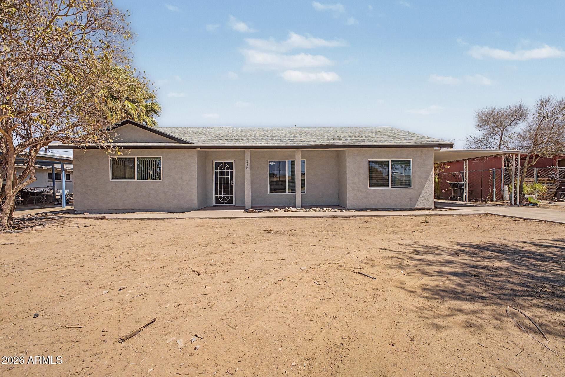 828 W CENTRAL Avenue