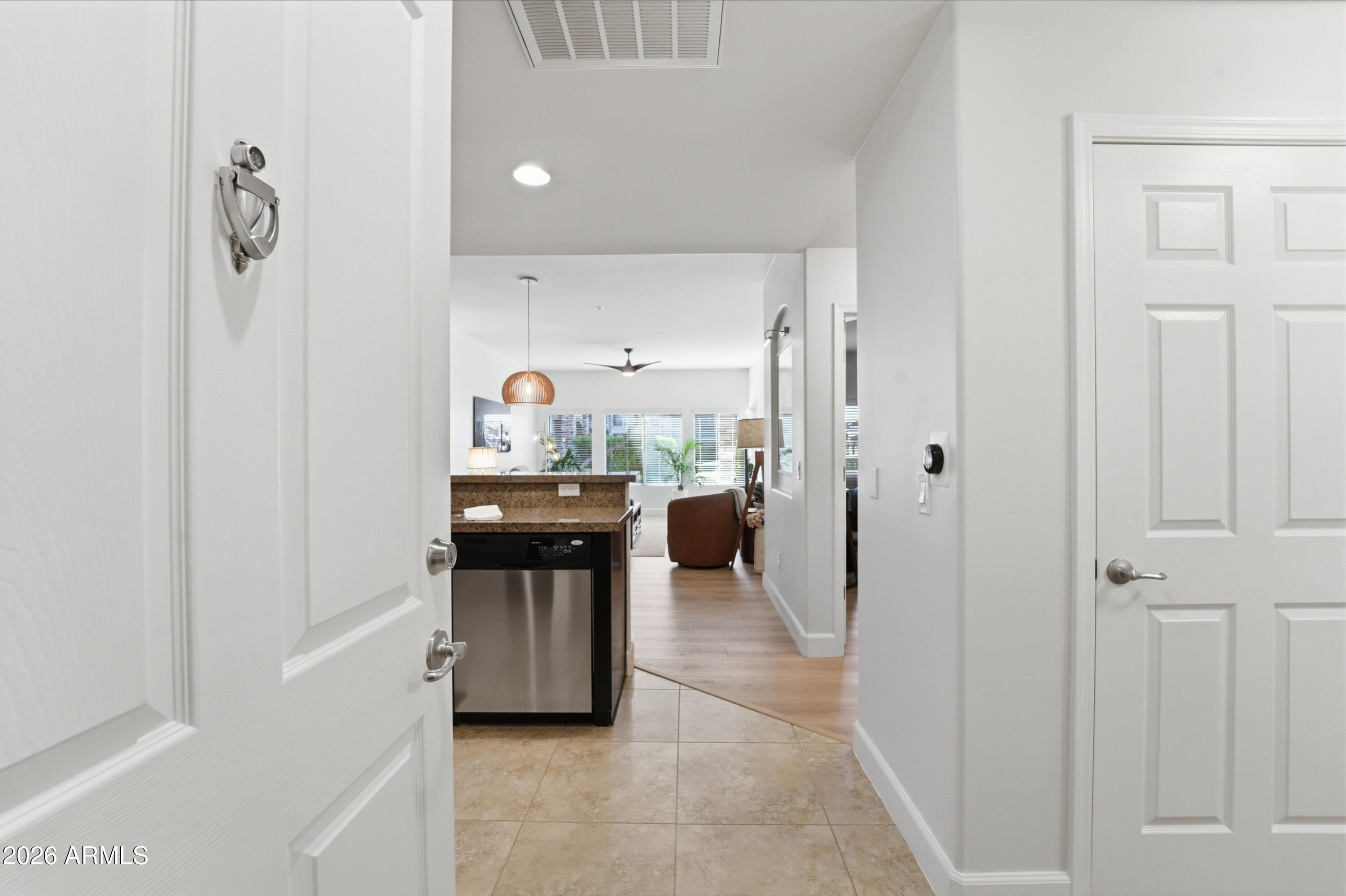 5350 E DEER VALLEY Drive 1258