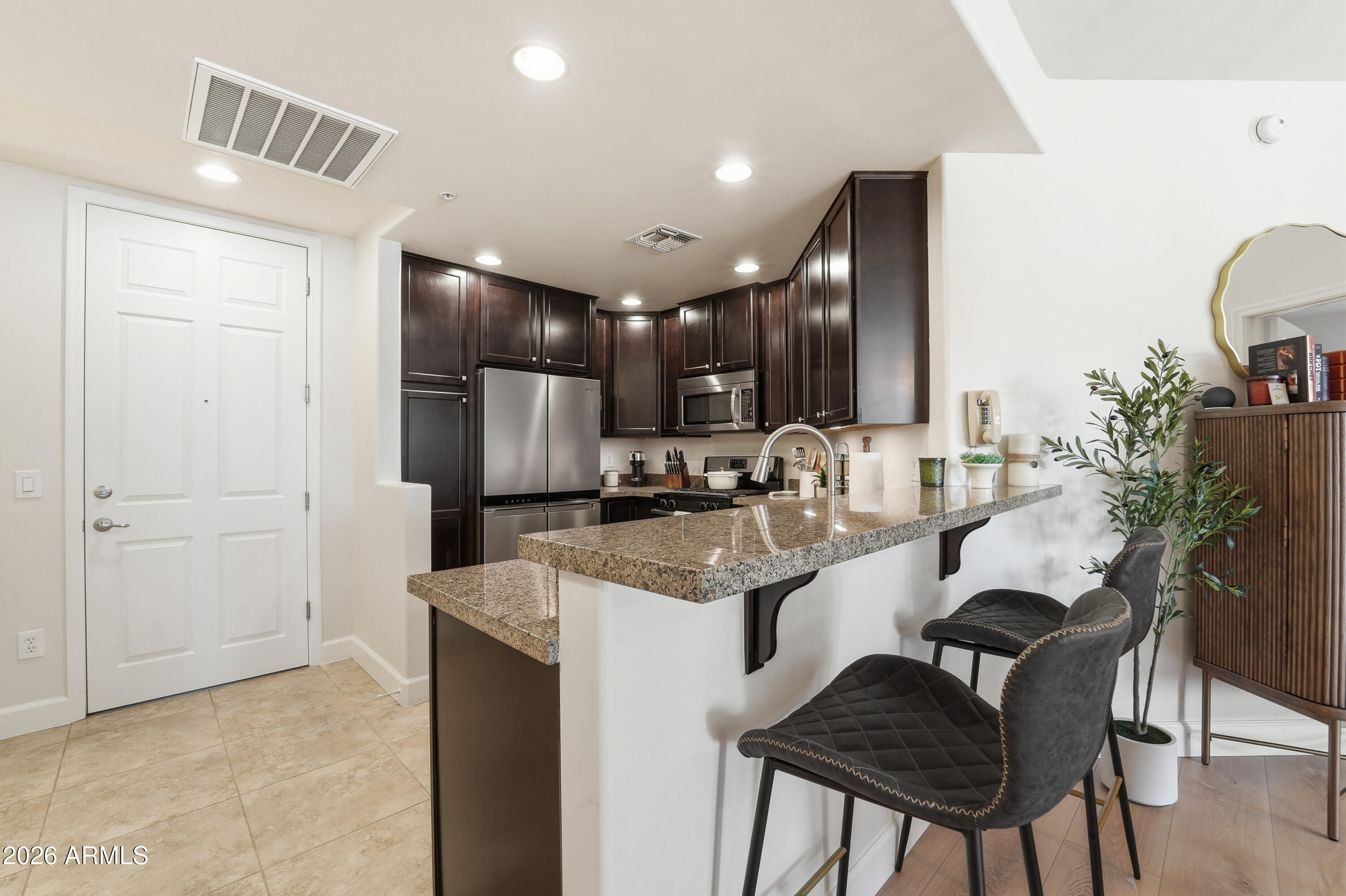 5350 E DEER VALLEY Drive 1258