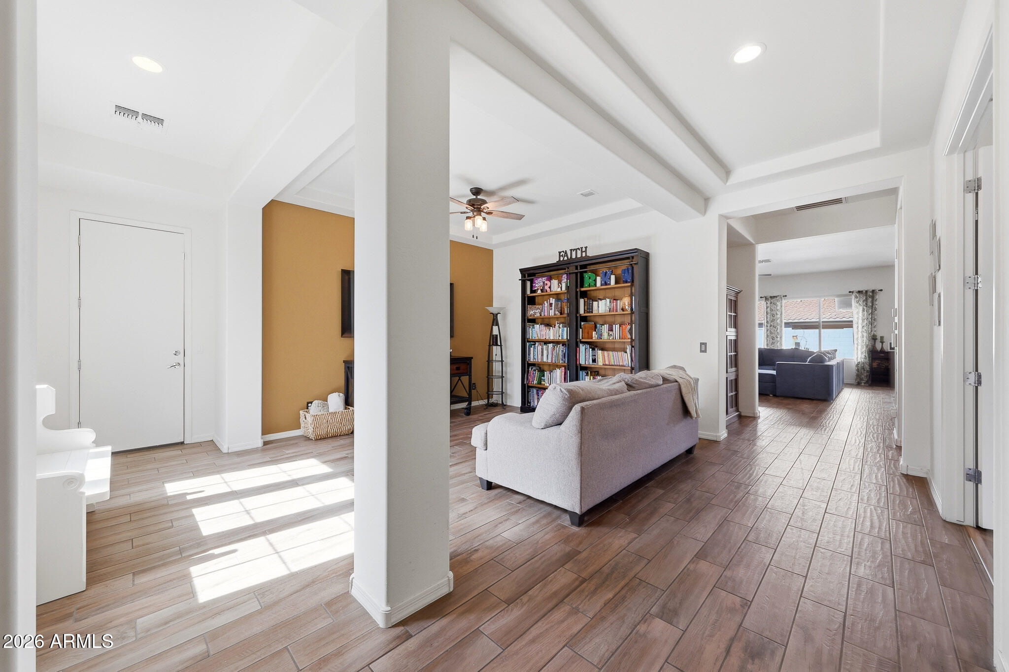 18932 W WINDSOR Boulevard