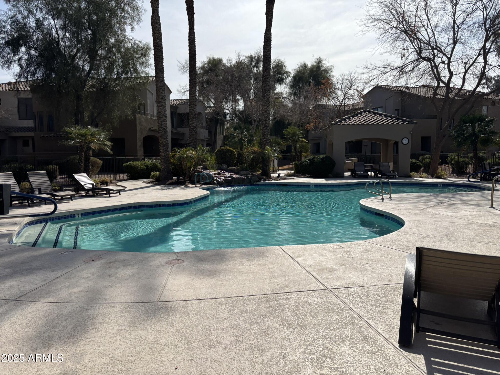 Phoenix, Arizona 85042, United States, 2 Bedrooms Bedrooms, ,2 BathroomsBathrooms,Residential,Pending,1521