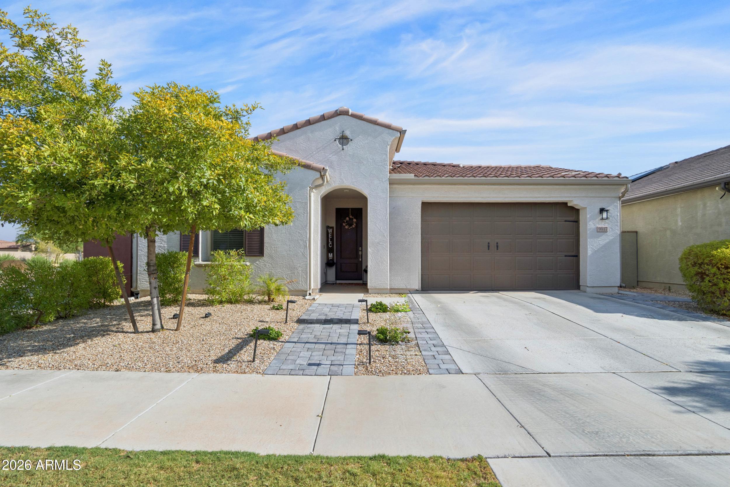 9947 E THORNBUSH Avenue
