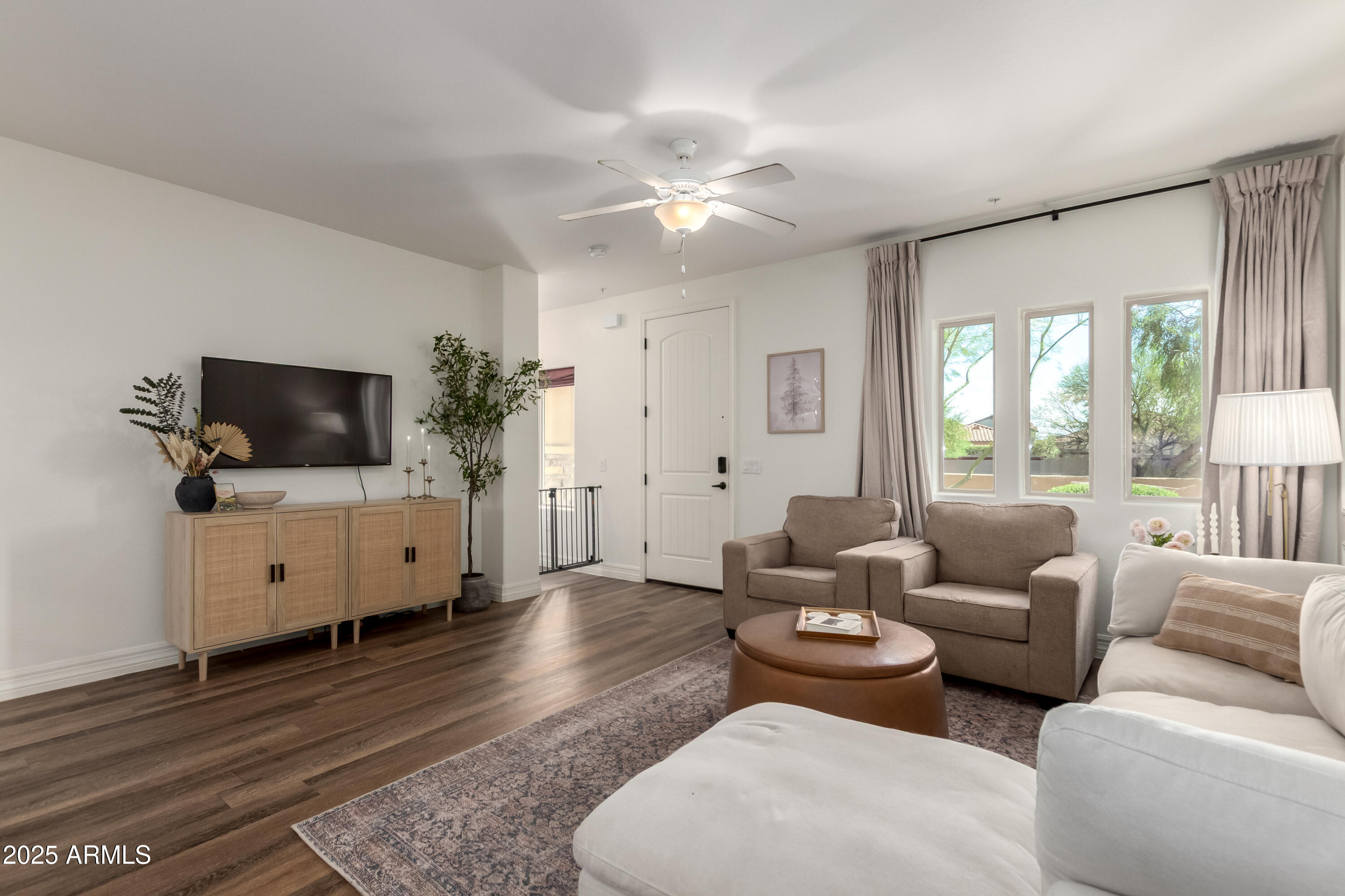 2821 S SKYLINE Drive 127