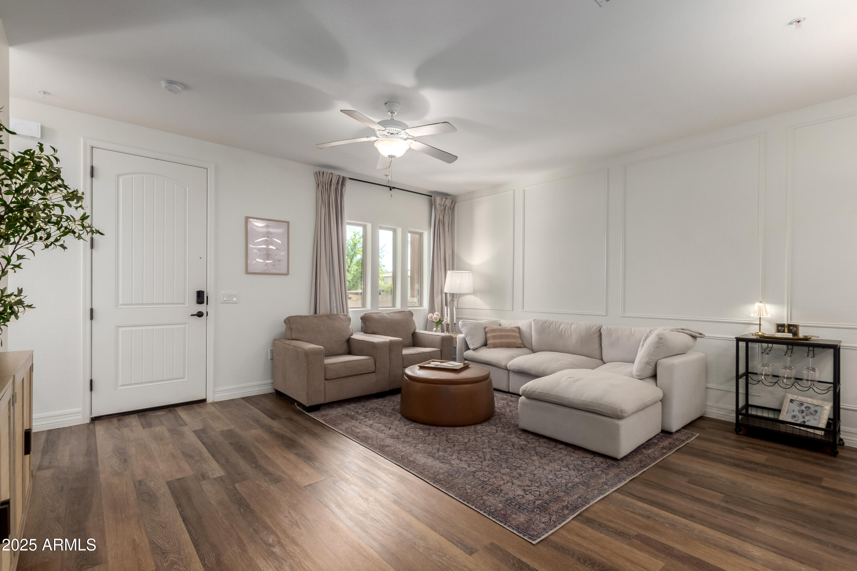 2821 S SKYLINE Drive 127