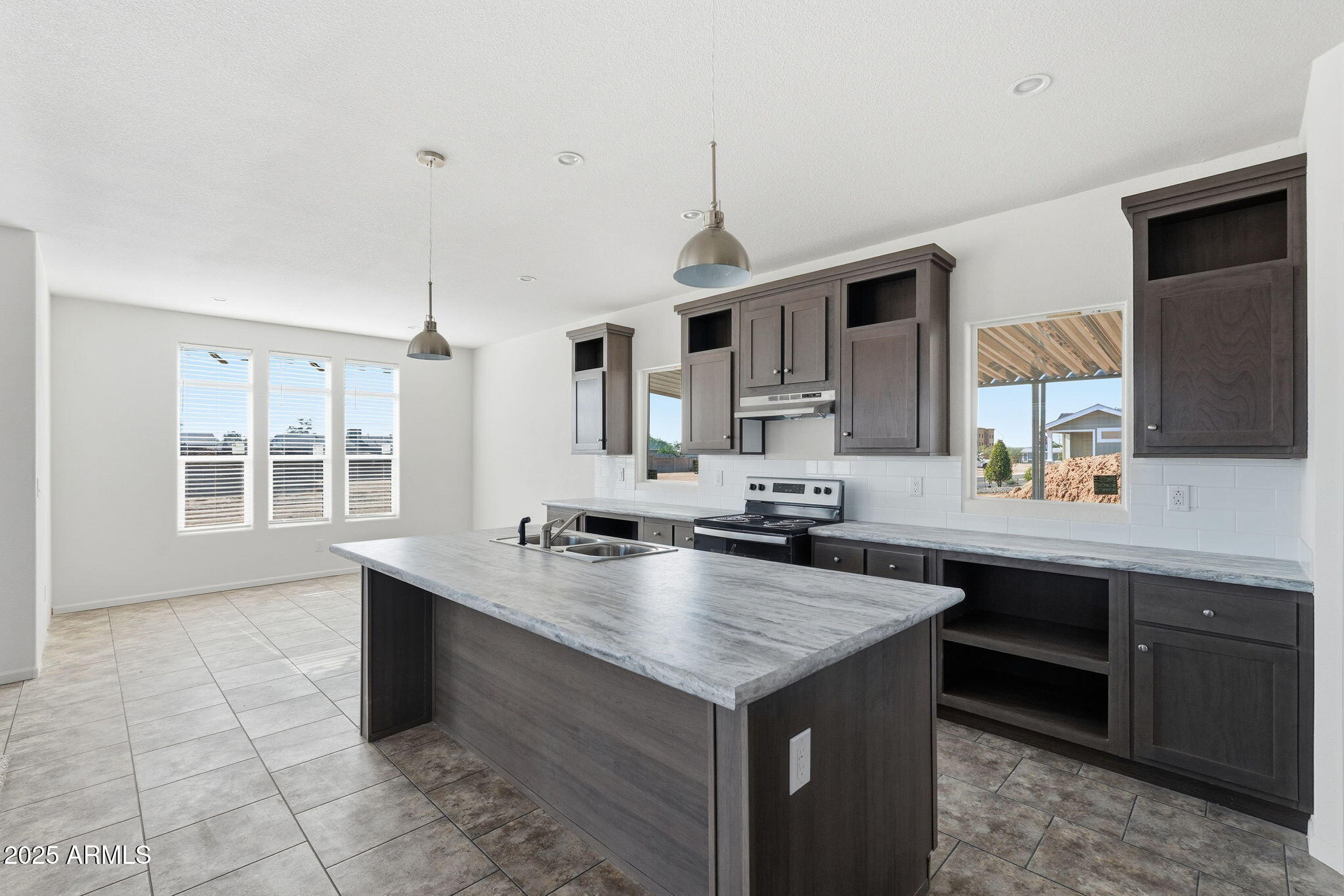 312 E O'Neil Drive 116