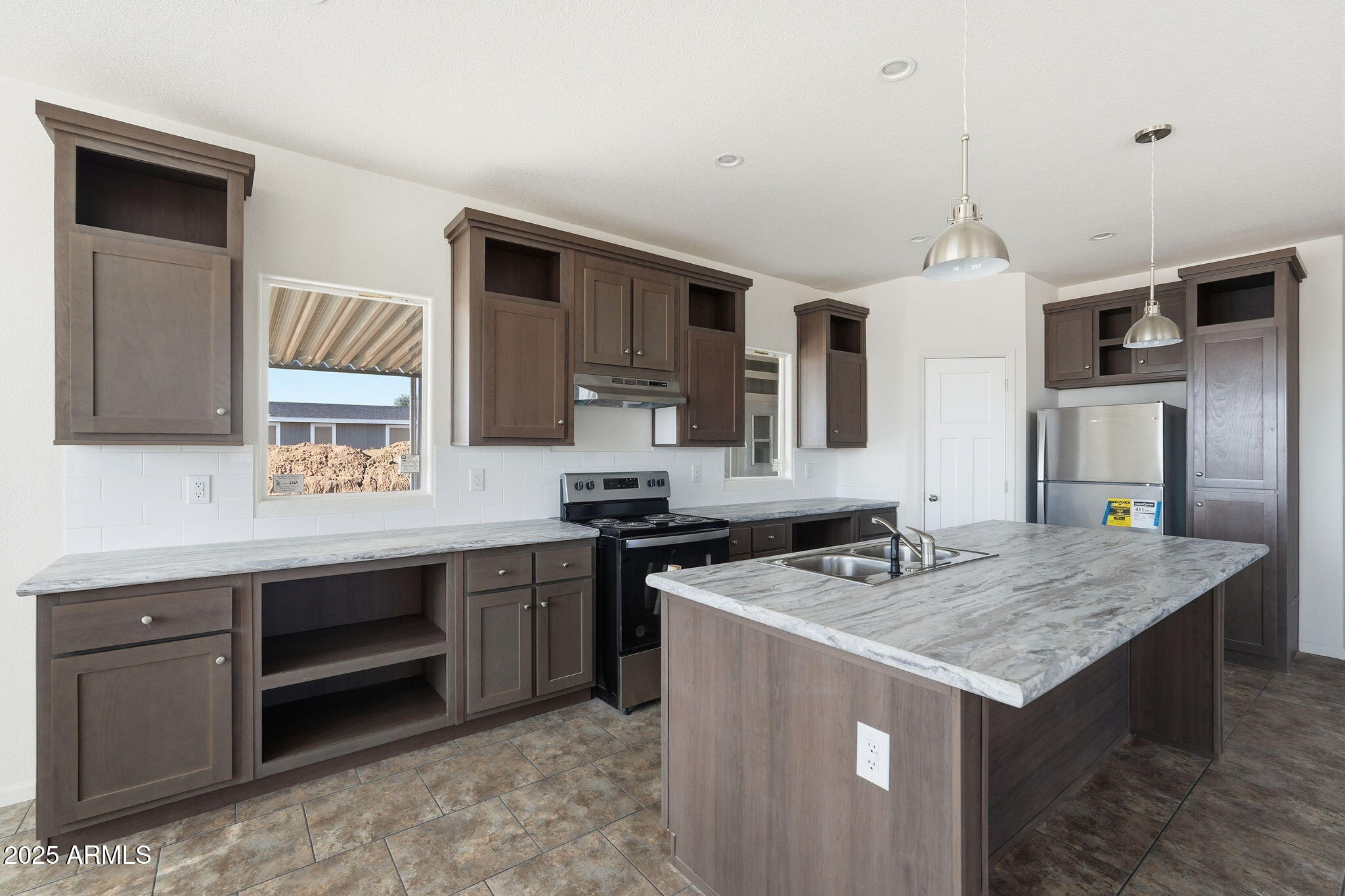 312 E O'Neil Drive 116