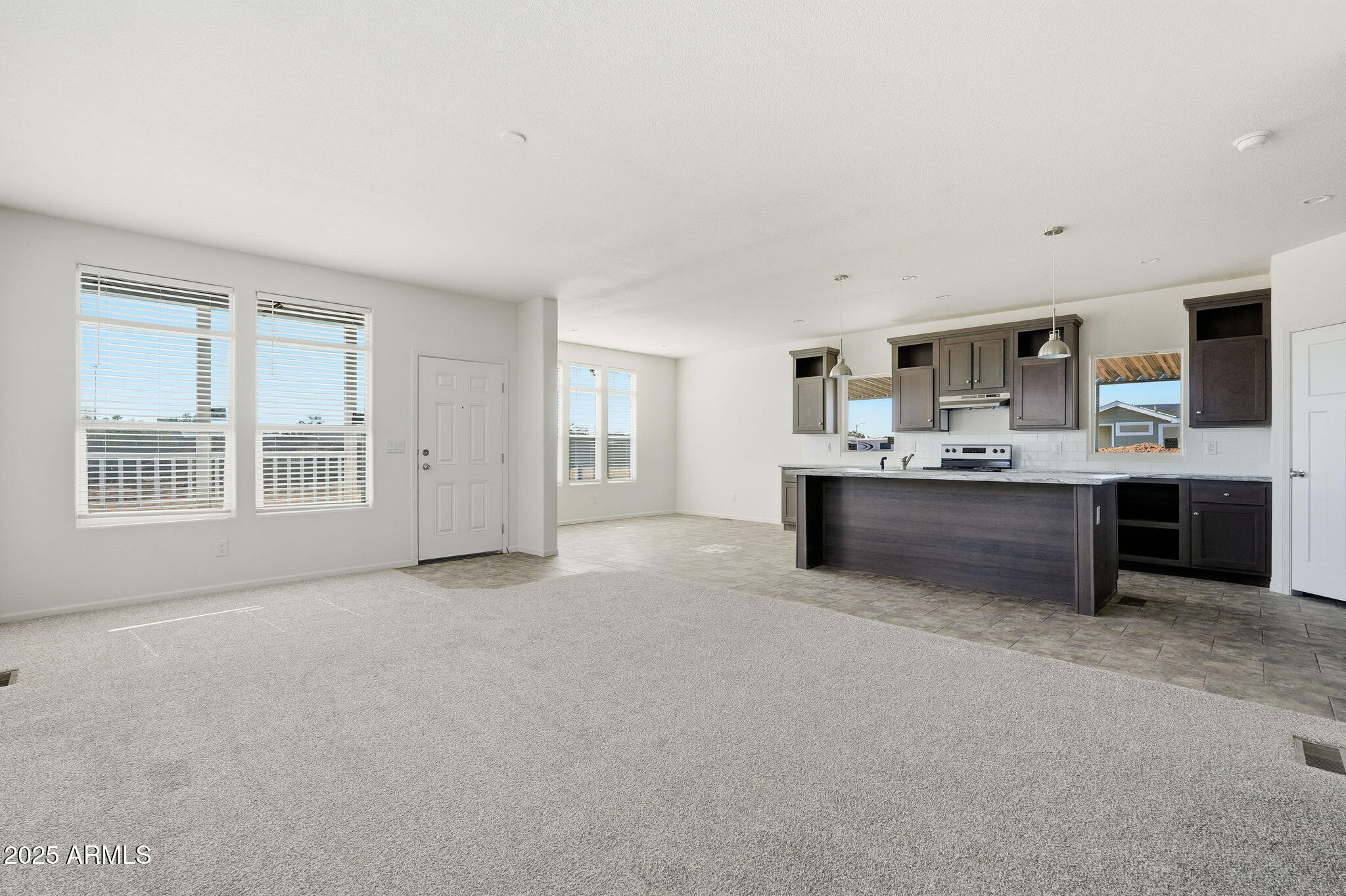 312 E O'Neil Drive 116