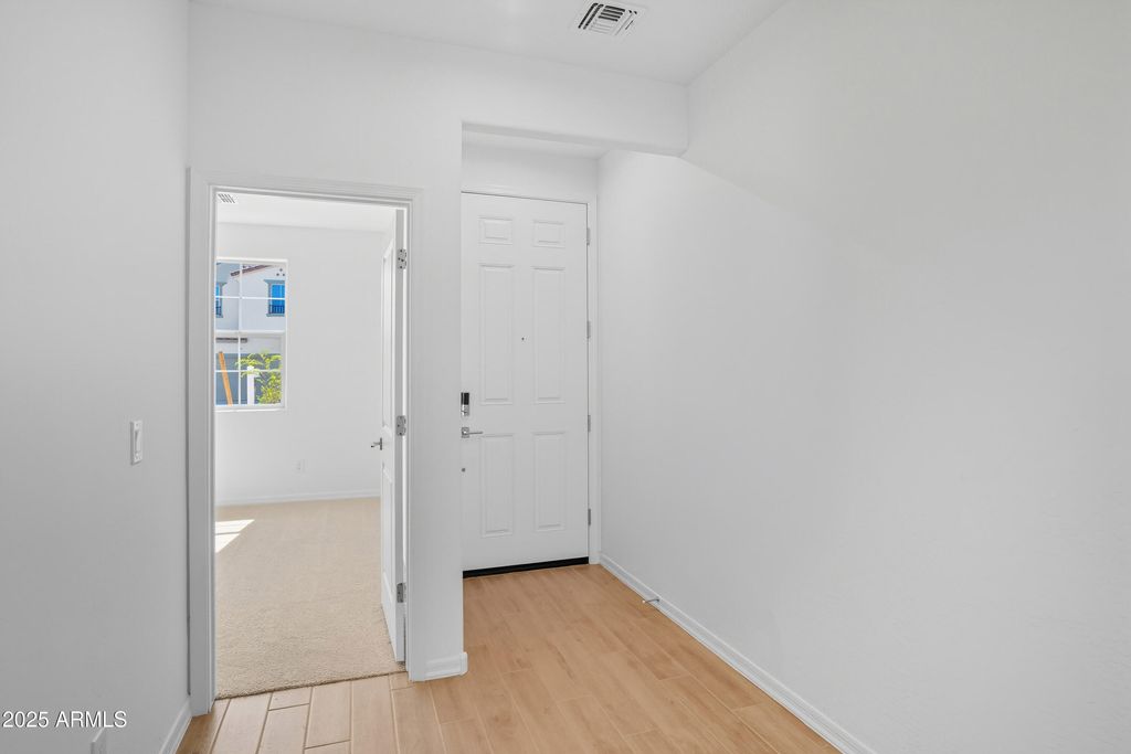 Photo of 7442 W Rose Lane, Glendale, AZ 85303 (MLS # 6959365)