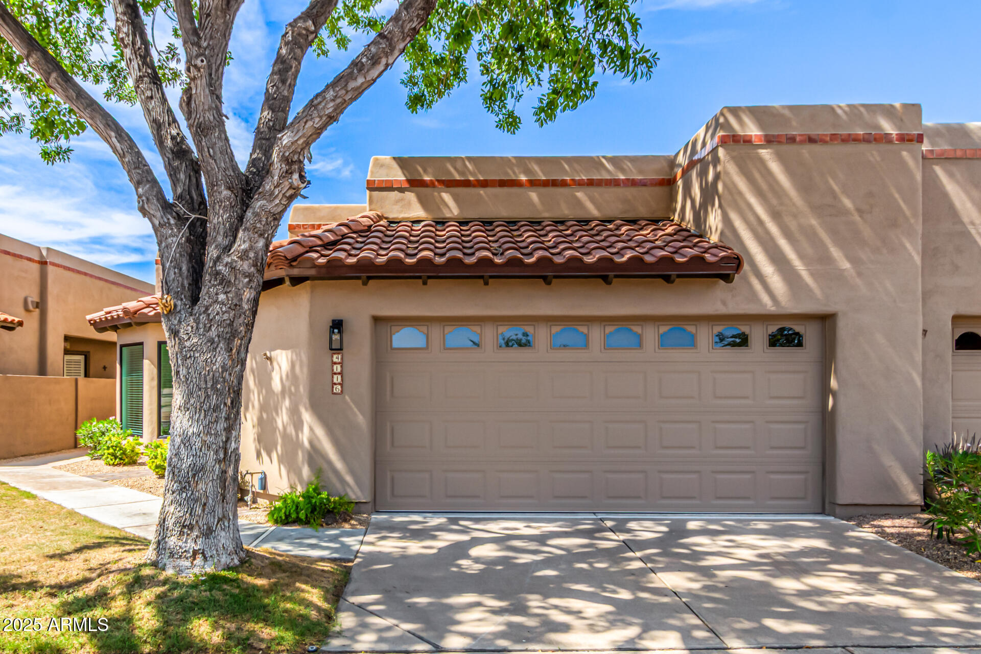 4116 E LUPINE Avenue
