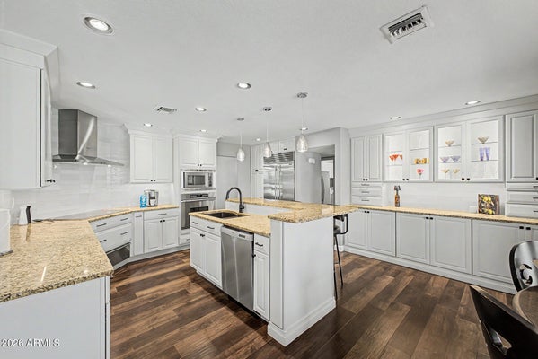 224 W KNOX RD, TEMPE, AZ 85284 - Image 9825dbfa1ed1b2ddd5ea7e1e726b84e3/2712454897