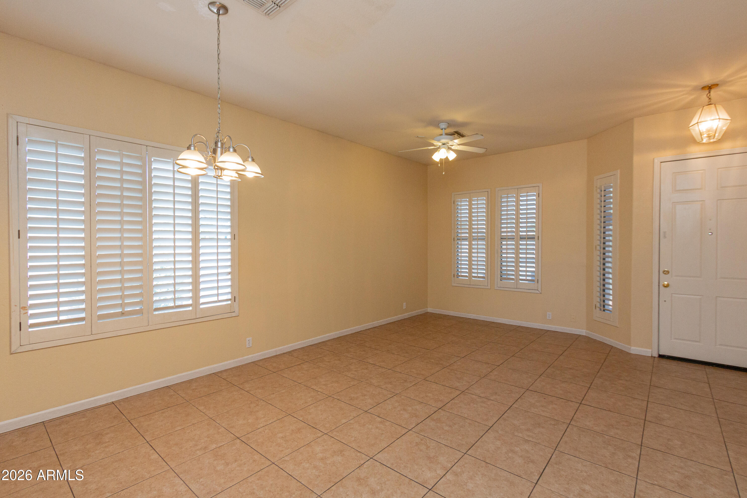 3371 W VIA DEL SOL Drive