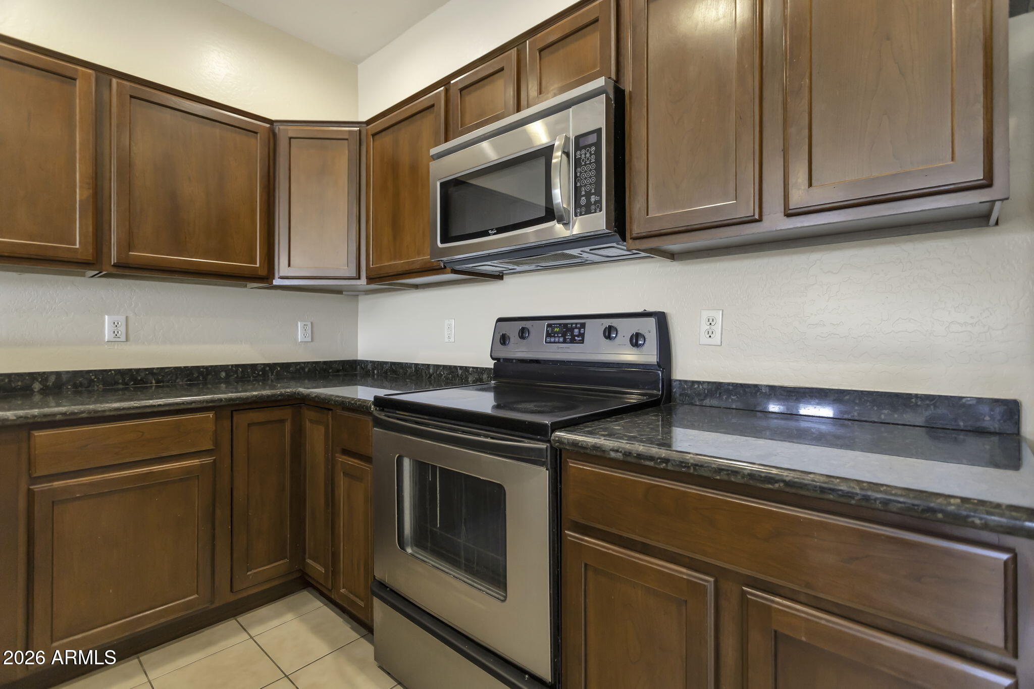 COLONY WASH VISTA CONDOMINIUMS - Residential