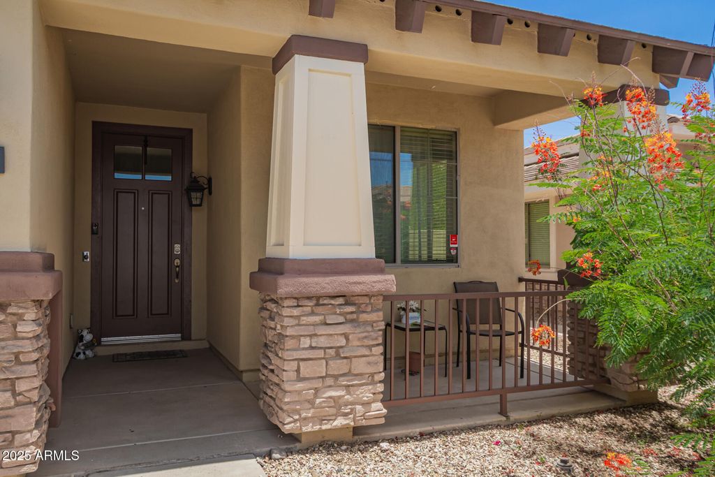 Photo of 205 N 107th Drive, Avondale, AZ 85323 (MLS # 6883850)