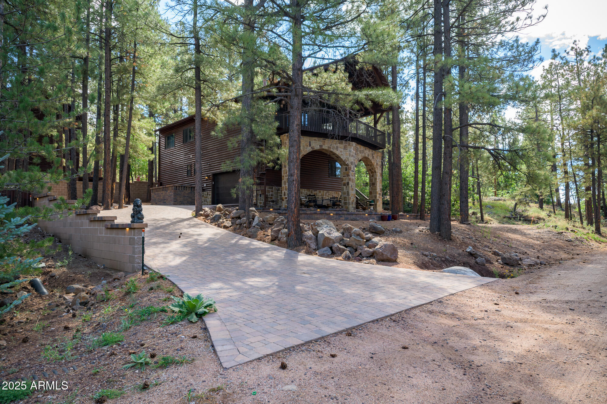 17385 MOUNTAINSIDE Place