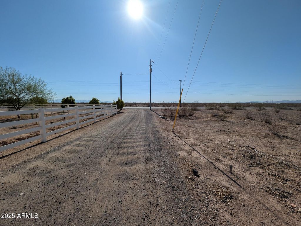 Photo of 1 S 355th Avenue #-, Tonopah, AZ 85354 (MLS # 6889411)