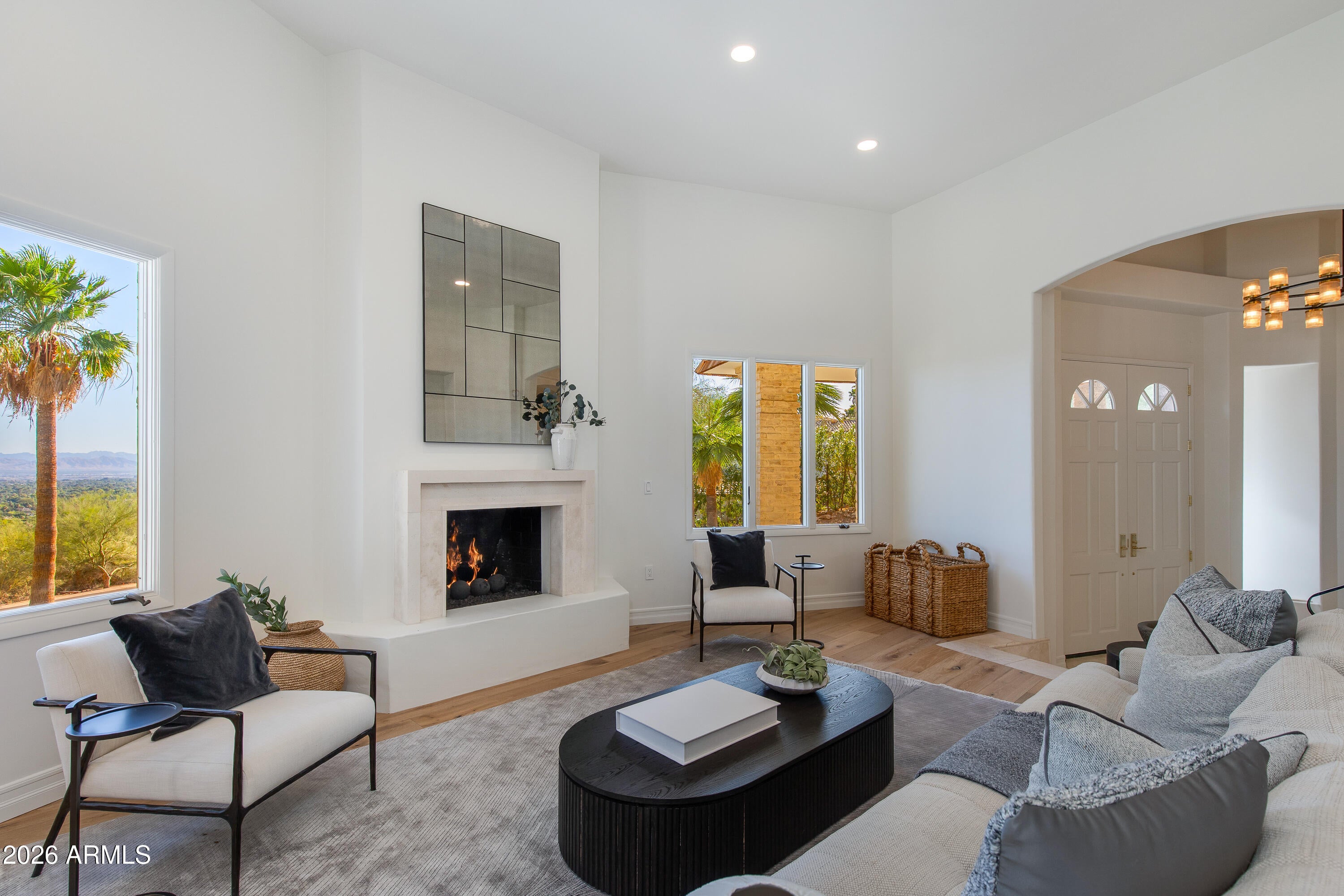 5654 E MESQUITE Lane