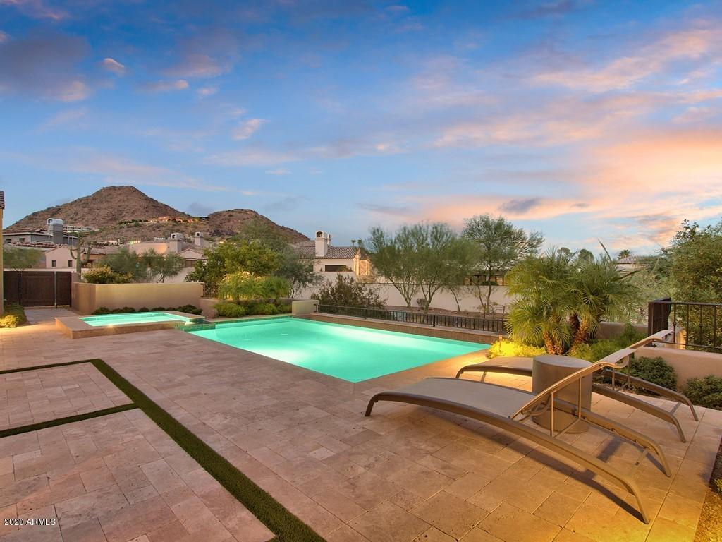 PARADISE RESERVE - Residential