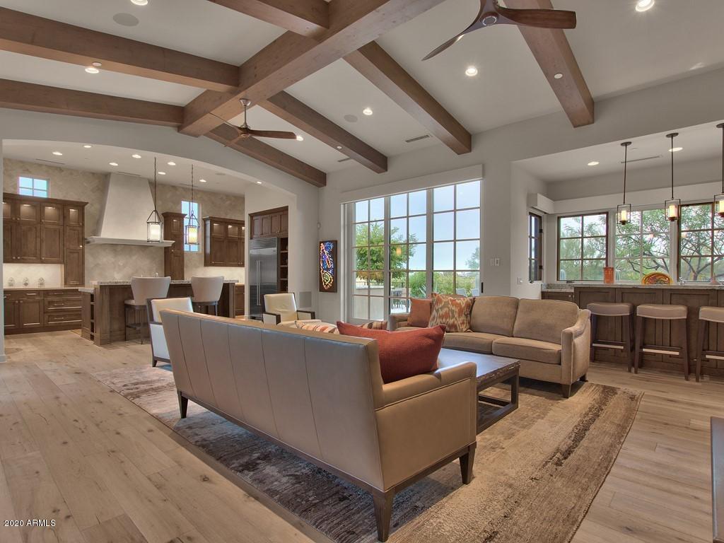 PARADISE RESERVE - Residential