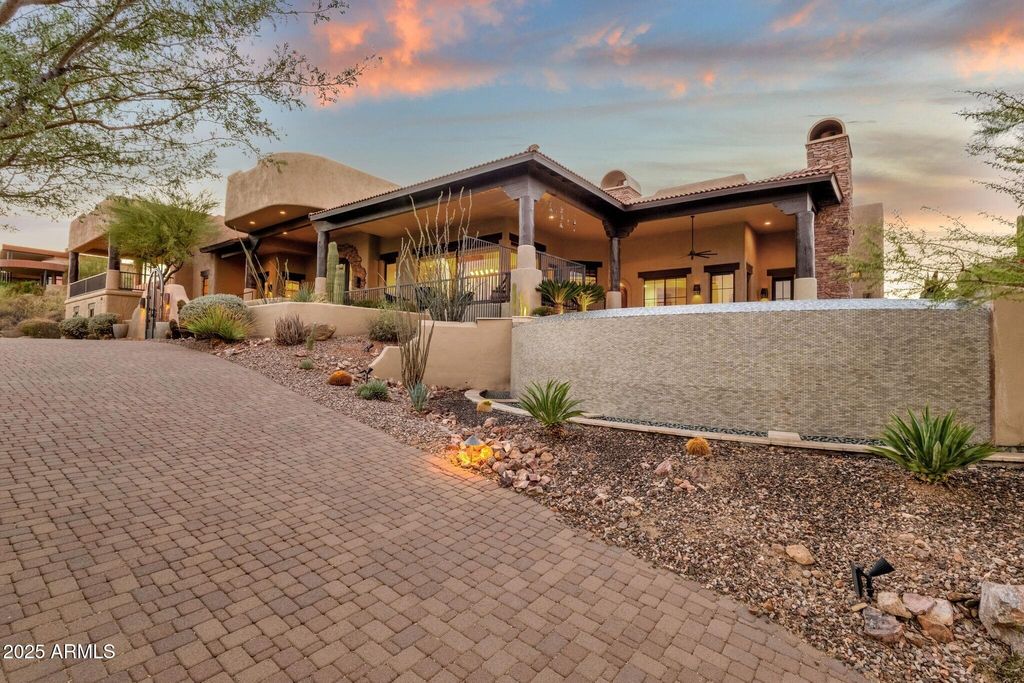 Photo of 9630 N Rock Ridge Trail, Fountain Hills, AZ 85268 (MLS # 6929211)