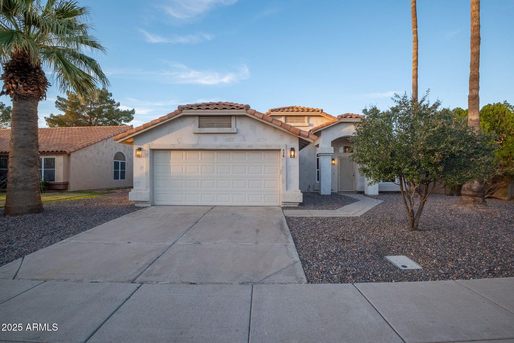 Photo of 626 W Catclaw Street, Gilbert, AZ 85233 (MLS # 6957512)