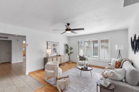 Photo of 8517 E Thomas Road, Scottsdale, AZ 85251 (MLS # 6961404)