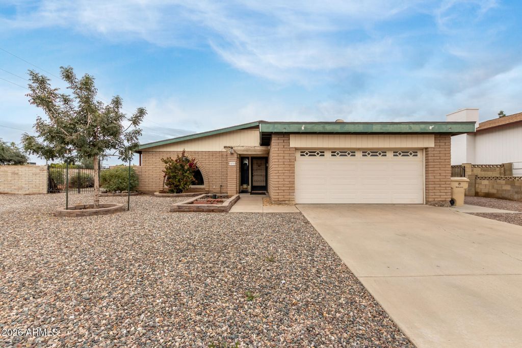 Photo of 5034 W Harmont Drive, Glendale, AZ 85302 (MLS # 6966023)