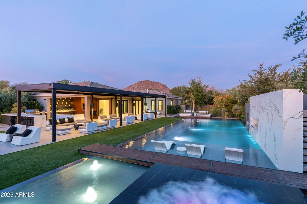 Photo of 26032 N 88th Way, Scottsdale, AZ 85255 (MLS # 6950007)