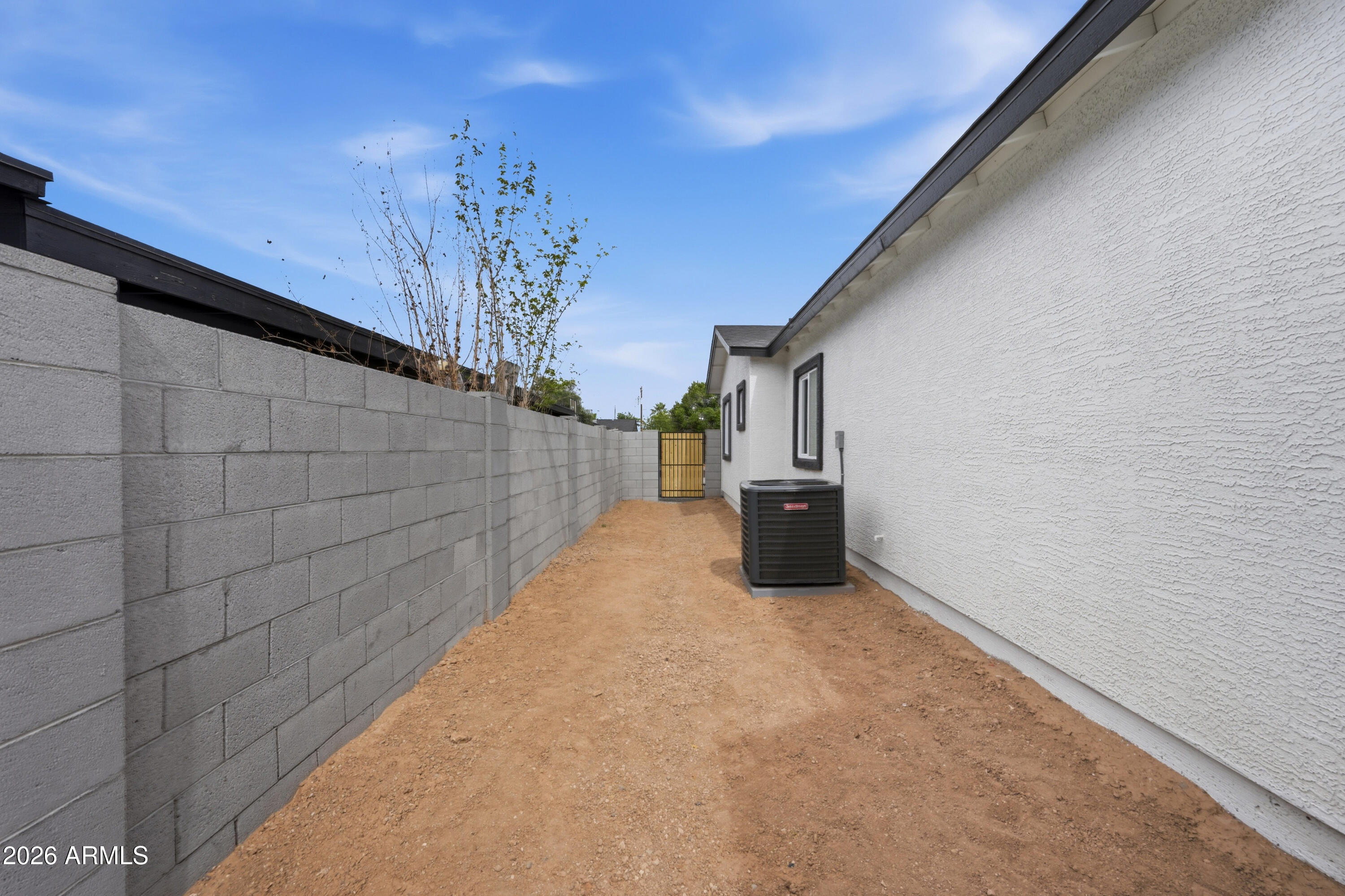 GLENWOOD PARKWAY - Residential Income